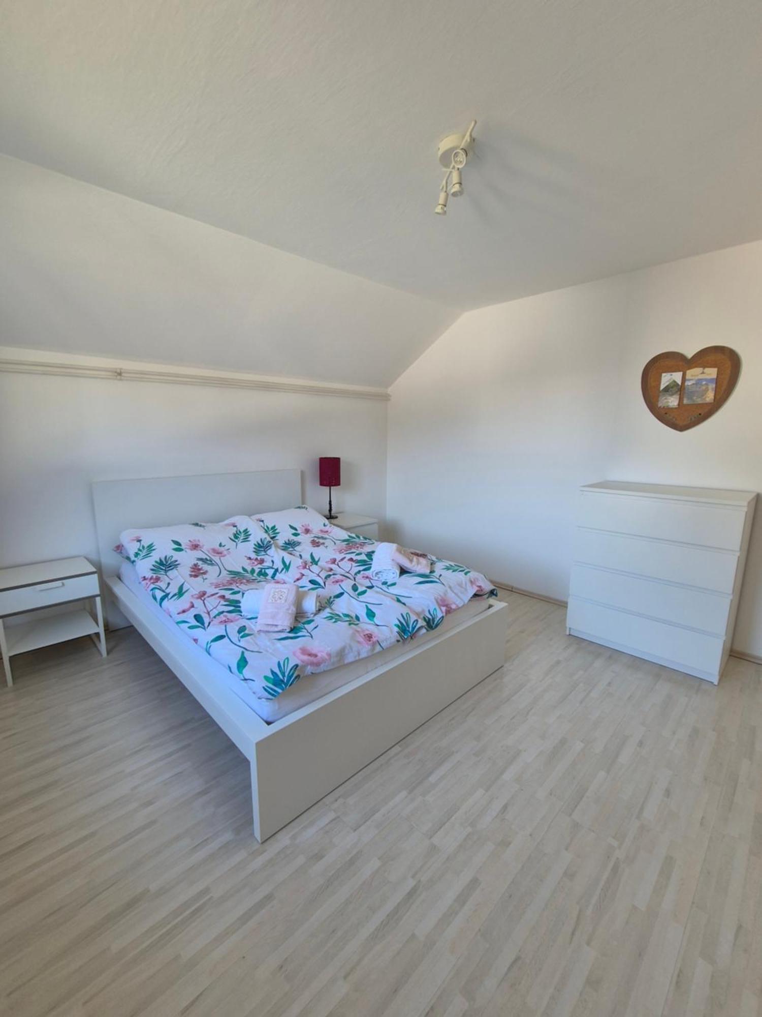 Apartment Petra موجسترانا المظهر الخارجي الصورة